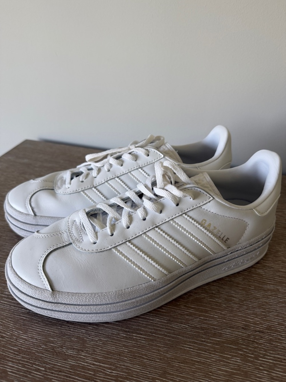 Adidas Gazelle Bold White Leather Womens Sneakers sz 9.5